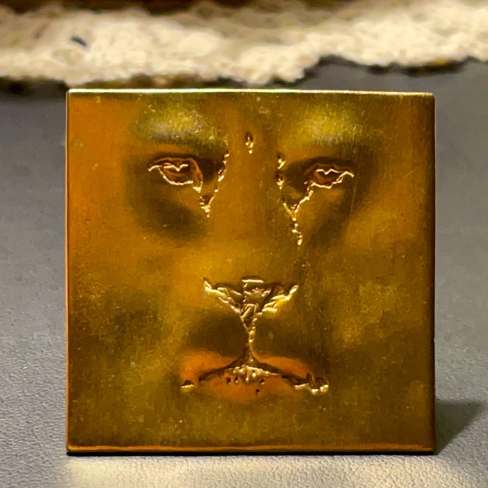 Jonette Jewelry JJ Lion Head Modernist Pin BROOCH Gold Tone GORGEOUS Piece 🦁